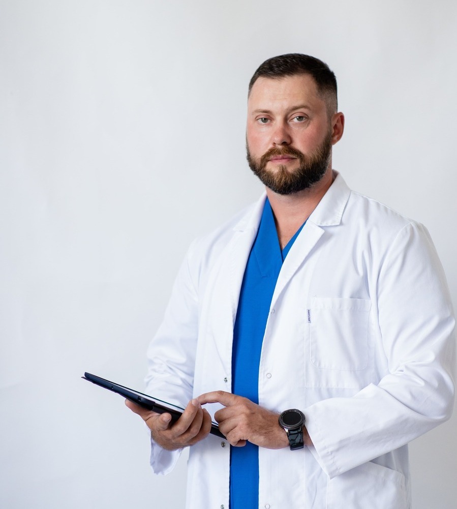 Врач-уролог Гусев Артур Анатольевич